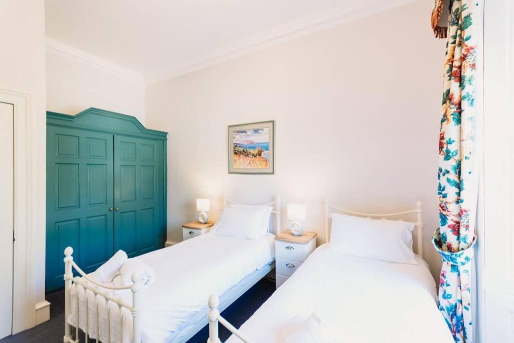 Wallace Apartment - A Unique Apartment In Countryside Park With Wifi And Access To Bar And Pool Perth Buitenkant foto
